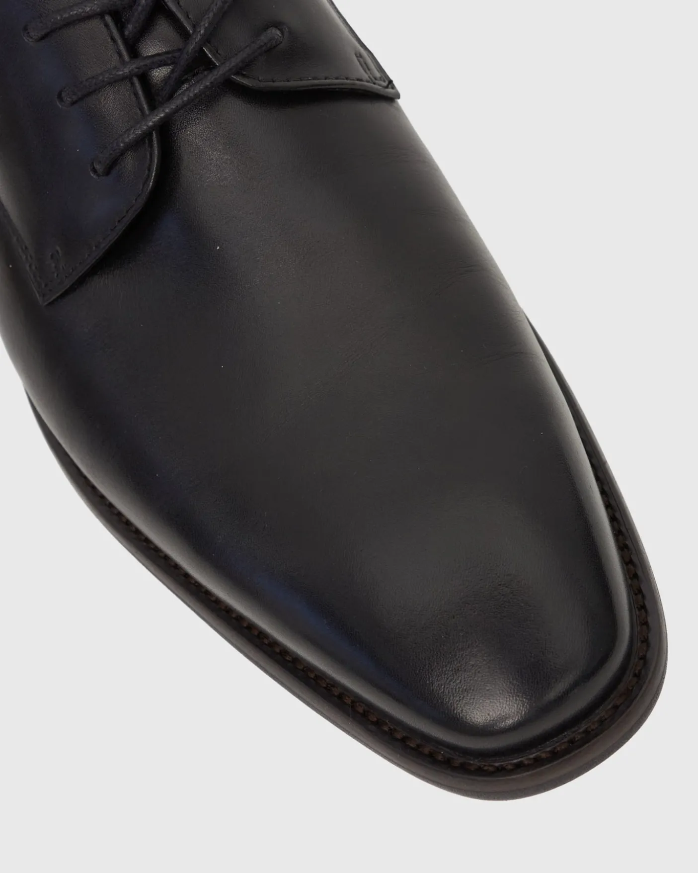 EUGENE Leather Derby Shoes