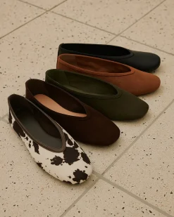 LENNOX Round Toe Ballet Flats