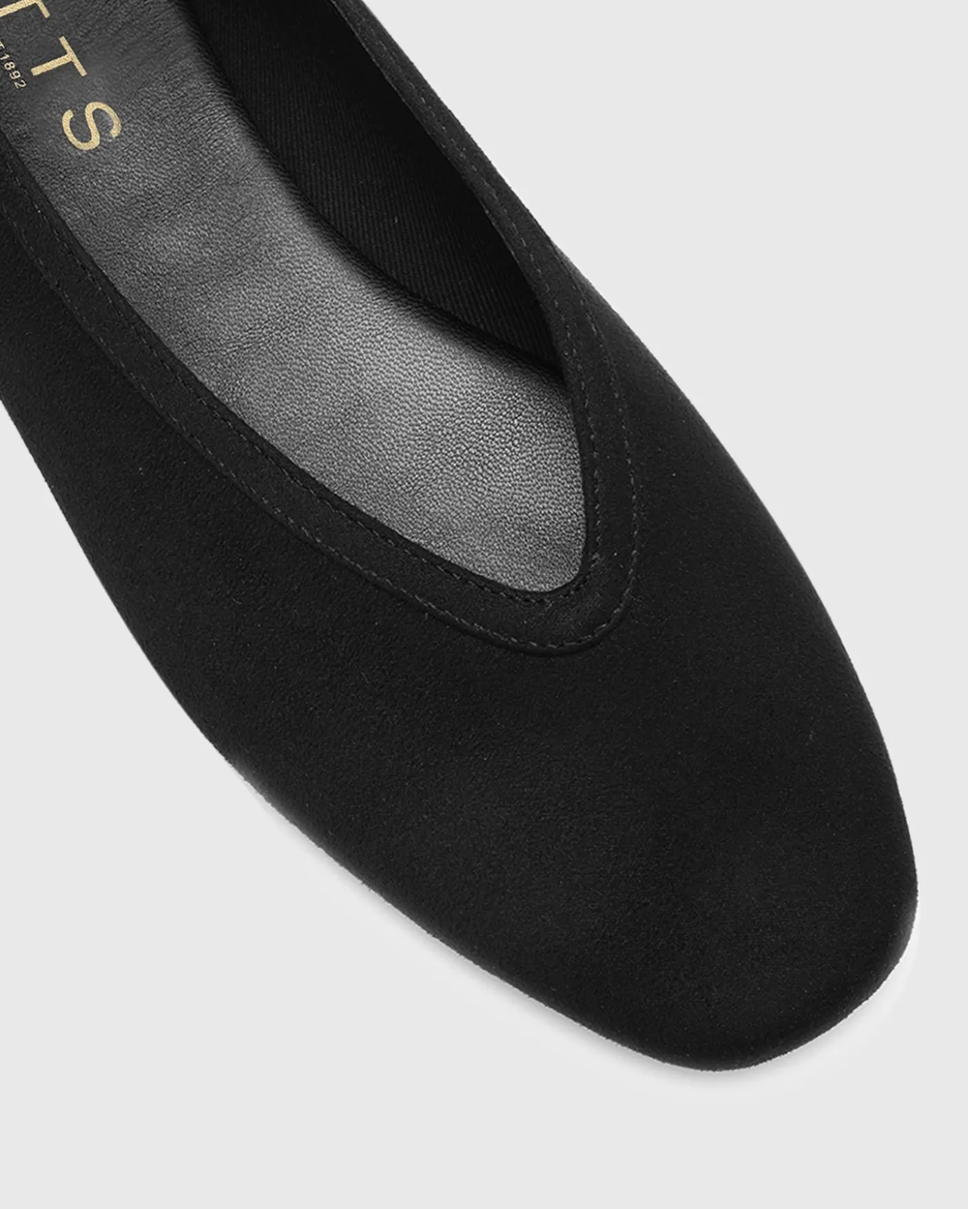 LENNOX Round Toe Ballet Flats