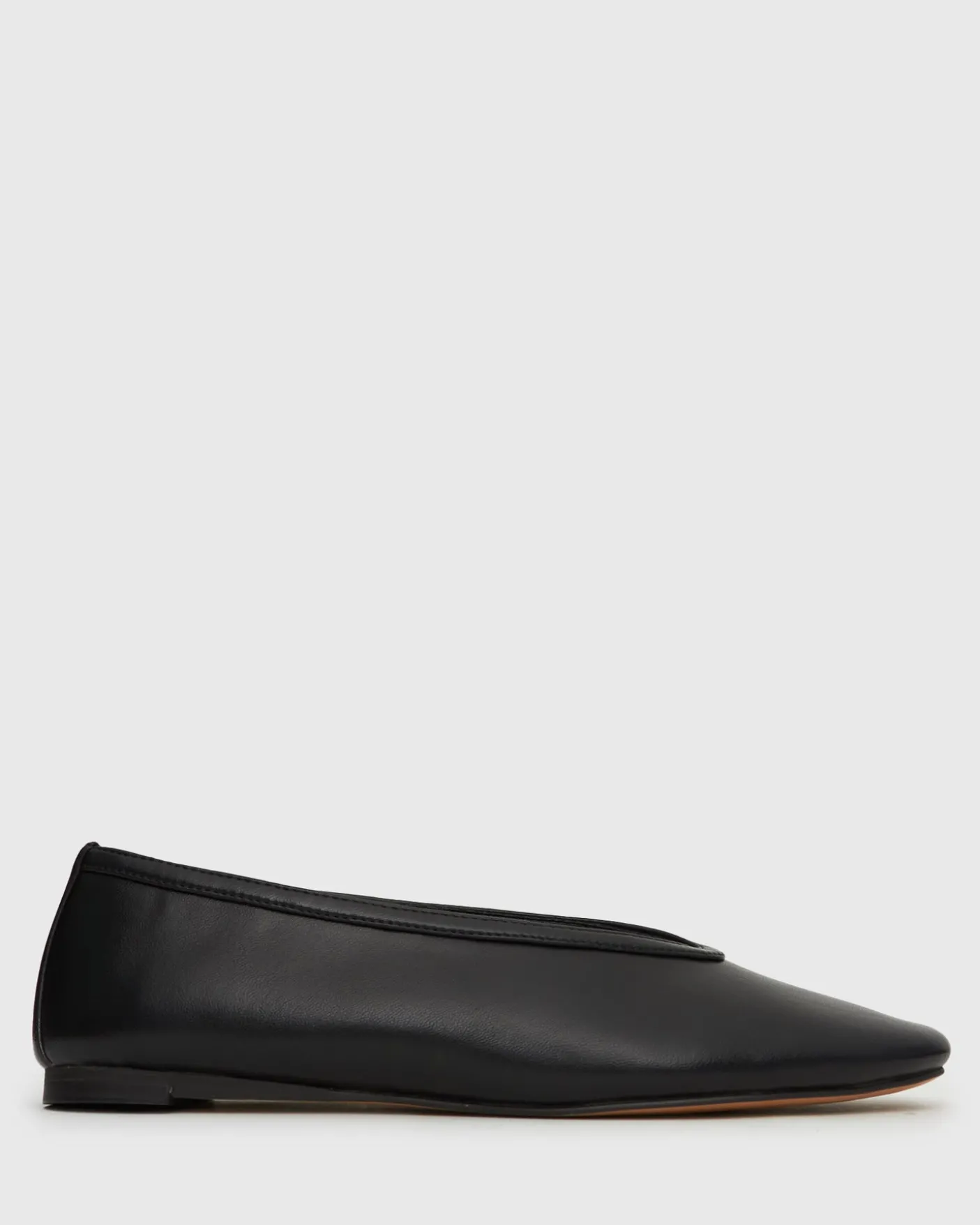 LENNOX Round Toe Ballet Flats