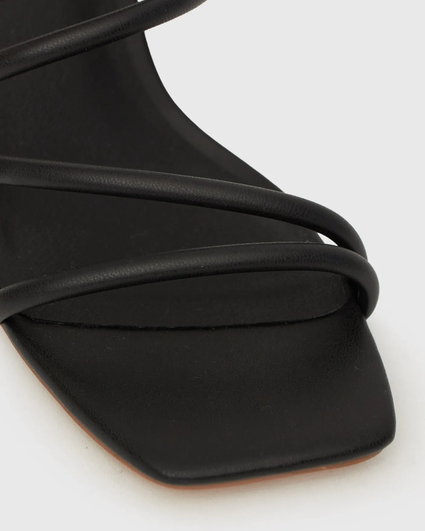 PRE-ORDER HALLIE Low Wooden Block Heel Mules