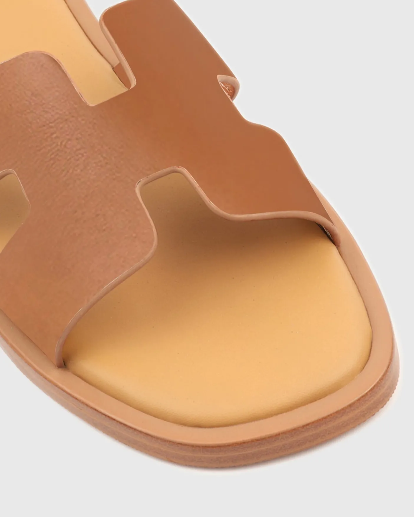 PRE-ORDER VIV Leather Flat Sandals