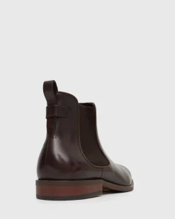 Wider Fit JEFFERY Leather Chelsea Boots