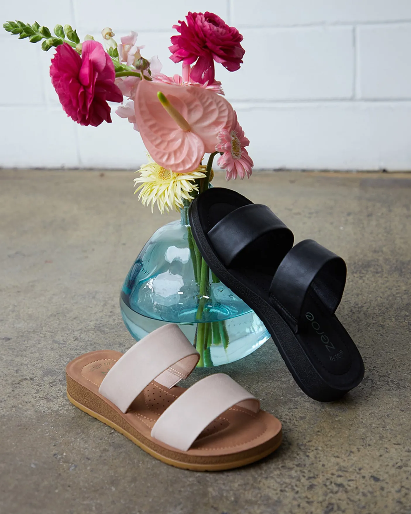 Wider Fit ROWIE Vegan Slides